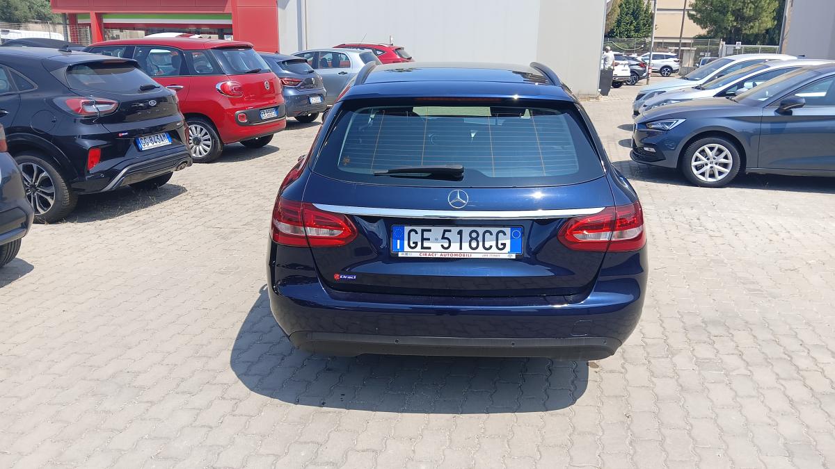 Mercedes-Benz C 180d S.W. Automatica 122cv Business
